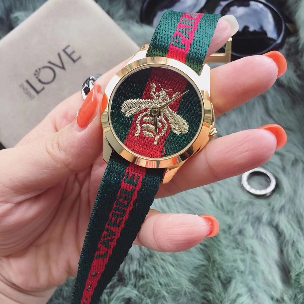 Gucci watch outlet deals